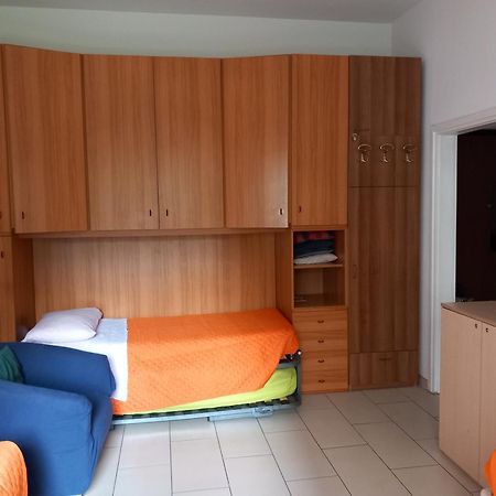 Ferienwohnung Apartamento Vicino Policlinico San Donato San Donato Milanese Exterior foto