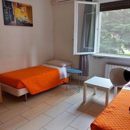 Apartamento Vicino Policlinico San Donato San Donato Milanese Exterior foto